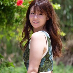 Kyoko Fukada Instagram - 沖縄でカレンダー撮影をしてきました🗓写真集ともまた違った気分で撮影できました🌿皆様、インスタのコメントにお誕生日のメッセージやドラマの事、ありがとうございます💐
１月クール「隣の家族は青く見える」に主演させていただくことが決まりました❗️
#隣の家族は青く見える
#1月スタート
#木曜22時
#kyokofukada