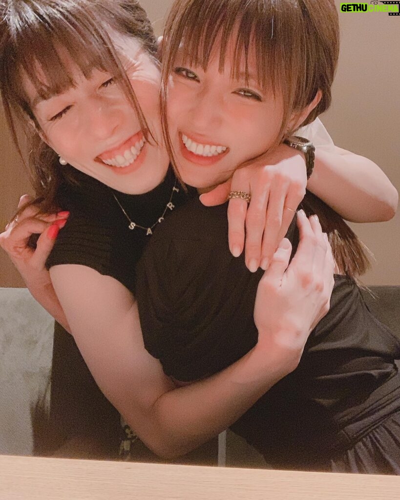 Kyoko Fukada Instagram - やっとやっと吉田沙保里ちゃんと再会できました🥺♥️沙保里ちゃんに会う度に本当に力を貰うし、沙保里ちゃんは大変という言葉を絶対に口にしないし、全てを楽しみながら受け入れるんです‼️かっこいいなぁ...沙保里ちゃんみたいな女性になりたいなぁ....ちなみに私の口癖は...😨 #明日大変かなぁ #明日楽しいといいなぁです #皆様はつい言ってしまう口癖ありますか #ついに今夜ルパンの娘最終回 #3ヶ月半大変だったけど楽しかったけど大変だったけど皆様の応援のおかげで頑張れましたぁ #ありがとうございましたっっ #kyokofukada