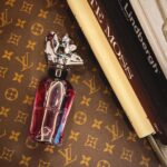 Kyoko Hasegawa Instagram - My favorite place 写真集とparfum @louisvuitton#LVParfums #myfavorite