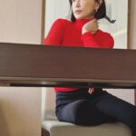 Kyoko Hasegawa Instagram - わたしを撮る時に全く気持ちを入れてくれない娘に"あなたの推しを撮るつもりでやってみて"とオーダーしてみたら.... こんな感じに😁 #shooting#daughter