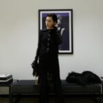 Kyoko Hasegawa Instagram - 昨晩はCHANELさんにご招待していただき、パリ オペラ座 バレエ団の白鳥の湖を観に行きました。 写真はその前の支度中💄 #CHANELandDance @chanelofficial