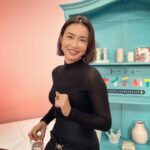 Kyoko Hasegawa Instagram - 『トーキョーツキイチMTG』が始まります！ この番組は、私たち女性が何となく窮屈さを感じ、グッと我慢してきたことを“女ともだち”と話しているかのように進めていきたいと思います。 明日の朝、誰かに話したくなるような、そんな楽しいひとときを一緒に過ごしましょう☺️ 見逃した方は放送後から次回放送の12/6までFOD/TVerで配信しています。 初回は今夜25:50〜フジテレビで放送されます。 是非、ご覧ください🤗 @tokyo_tsuki1_mtg @f_s_uika
