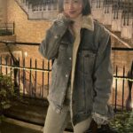 Kyoko Hasegawa Instagram - Friday night🥶🥺 #bag#earrings @louisvuitton #winter#fridaynight