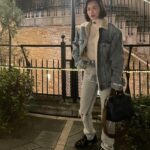 Kyoko Hasegawa Instagram - Friday night🥶🥺 #bag#earrings @louisvuitton #winter#fridaynight