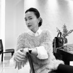 Kyoko Hasegawa Instagram - 3/8。 国際女性デーです。 そんな夜、わたしが最近関わらせてもらっている"トーキョーツキイチMTG"という番組のスタッフの方々と、これからの女性について、番組で何が出来るかを話し合ってきました。 女性の身体に起こる事、そして女性が社会的にまだ滞りを感じる所。 まだまだ勉強する事がたくさんあります。 この番組を観て、共感し、少しでも気分が楽になってくれたら。 そう思っています。 @fod_official で観れるので、お時間のある時に観てくださいね。 そして。 前に向かって頑張って歩いている、全ての女性に。 敬意とミモザの花を💐🙏 #国際女性デー #mimosa#トーキョーツキイチmtg @fod_official
