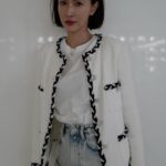 Kyoko Hasegawa Instagram - 早く春来〜い。 寒過ぎて🥶 Can’t wait for spring to come .... #winter#cold#jacket#necklace#chanel