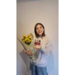 Kyoko Yoshine Instagram - 27歳になりました！ たくさんメッセージありがとうございます！ 今日は素敵な現場で過ごす事ができました✨ お祝いしてもらえて嬉しすぎましたー！！！ ありがとうございました🌼 27歳も頑張ります！ よろしくお願いします！！