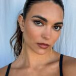 Kyra Santoro Instagram - Hair, makeup & fit for the new @thestrangersfilm premier 🤍✨