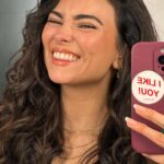 Kyra Santoro Instagram - Too close to my face?? 🤪🤳🏽
