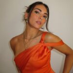 Kyra Santoro Instagram - I couldn’t decide which one was my favorite 🫠🧡 playing dress up with @ladypipa