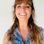 Laëtitia Milot Instagram - Je vous donne en exclusivité les 9 premières dates de la tournée de théâtre de la pièce Un dîner d’adieu: 23/09 espace Daniel Salvi à Ballancourt-sur-Essonne 29/09 théâtre L’ABACA à Cherves-Richemont 6/10 théâtre Paul Lamm à Hagondange 7/10 théâtre de Binche à Binche (Belgique) 11/10 théâtre Municipal de la Sinne à Mulhouse 13/10 théâtre du temple du bas à Neuchâtel (Suisse) 14/10 espace Coeur des vallées à Thones 21/10 théâtre Le Piaf à Bernay 28/10 théâtre L’Ecluse à Lorette A suivre 🥰👍 @les_grands_theatres @cartmanofficiel @jbshelmerdine Mise en scène : @ericlaugerias #undinerdadieu