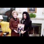 La Toya Jackson Instagram - At the White House with The First Lady Nancy Reagan, memories of working with her, being the Ambassador for her Just Say No campaign! #throwbackthrusday #thursdayvibes #throwback #tbt #NancyReagan #LaToyaJackson #flotus #fun #life #instagood #photooftheday #mood #whitehouse