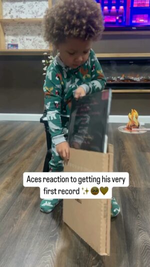 La Toya Jackson Instagram - This is so adorable! I simply love it! How cute is he!🥰😂

@itsaces_world 
#instagood #kids #music #dance #life #love #MJ, #MichaelJackson #kingofpop #music #thejacksons #PhotoOfTheDay #fun