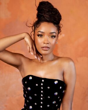 LaToya Tonodeo Instagram - Everybody wanted to know what I would do if I didn’t win…I guess we’ll never know 🏆🏆

Photographer. @mr_dadams 
Stylist. @treneztheceo 
Makeup. @muaalexx 
Hairstylist. @alexander_armand
Braids. @tropixbraids 
Brows. @browsbynikki 
The Look: Sergio Hudson Collection 7