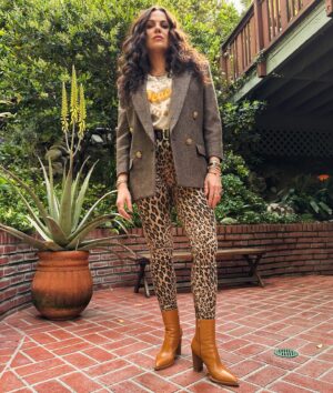 Lana Parrilla Instagram - Rockstar ways to wear your #REGAL gear. 🔥 🐆🔥

Check out my NEW COLLECTION! Link in bio!!!

#keepitregal #lanaparrilla #keepitpeaceful #itsavibe #fyp