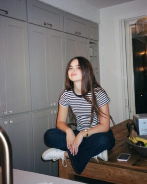 Landry Bender Instagram - Chaos! 😵