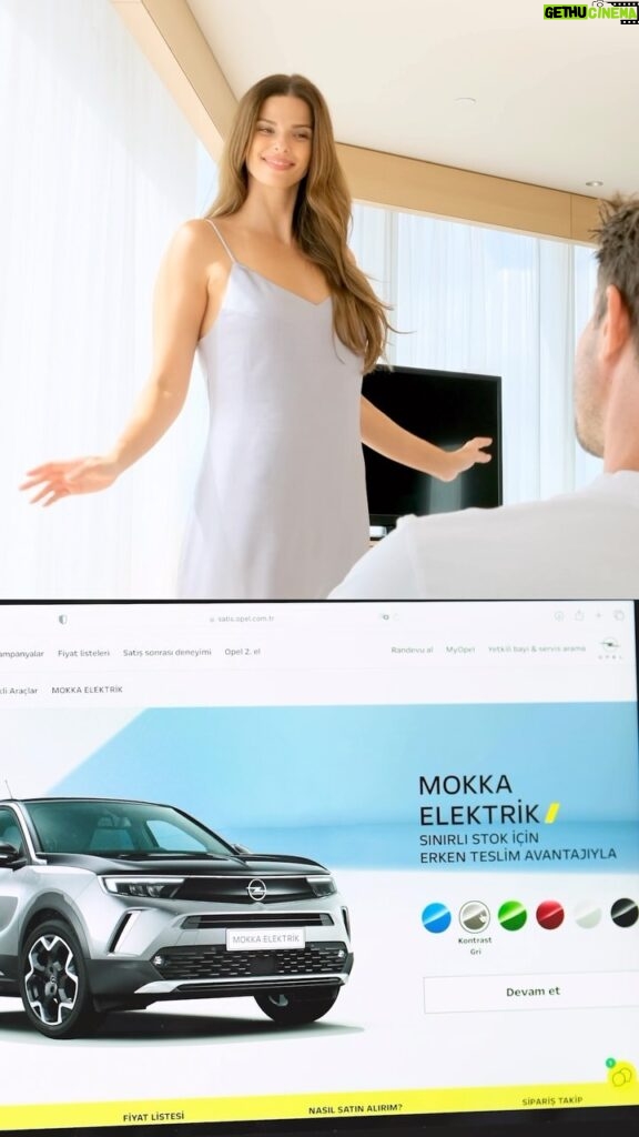 Larissa Gacemer Instagram - Uyum deyince de akıllara gelen: Biz ve Opel! Online rezervasyonla hayalimizdeki Opel’in bir tık uzağındayız! Kıyafetimize uygun favori rengimizi seçtik, sizin favoriniz hangisi? 🥰 #OpelMokkaElektrik #EnerjisineYükseleceksin #Opel #GermanEnergy @opelturkiye #işbirliği