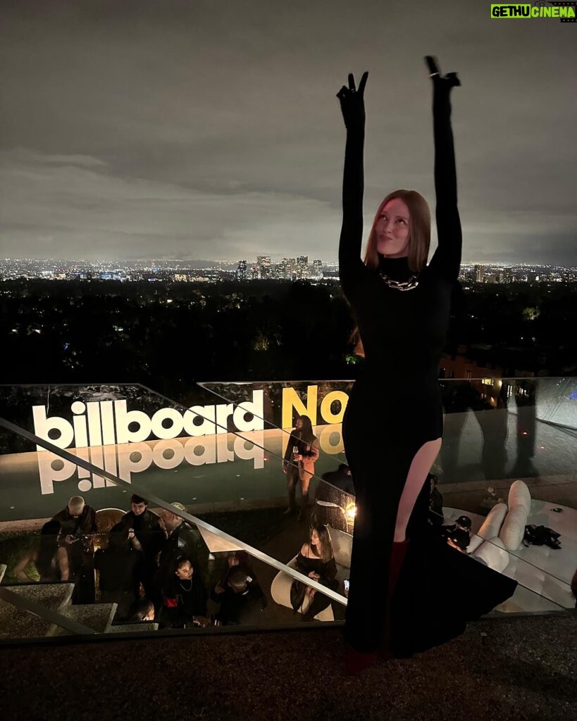 Larsen Thompson Instagram - Thank you @billboard for having me to celebrate #BillboardNo1s 🖤 Can’t wait for you all to hear the music I’ve been working on!!! Finally got to pull out this dress by @c_ritter_ and these @dundasworld boots!!! The rain didn’t stop us, such a good night!!! pc: @wesandalex