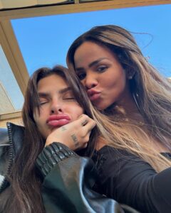 Lary Bottino Instagram - dumpzin RJ 🌞🌞🌞