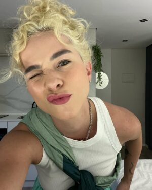 Laryssa Ayres Instagram - até quando durar..