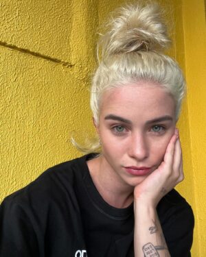 Laryssa Ayres Instagram - até quando durar..