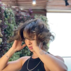 Laryssa Ayres Instagram - O jeito que esse cabelo está crescendo com os tratamentos do @spadeiaerenatario 🤌🏼😮‍💨