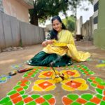 Lasya Manjunath Instagram - భోగ భాగ్యాలనిచ్చే భోగి, సరదానిచ్చే సంక్రాంతి, కమ్మని కనుమ, కొత్త వెలుగులను నింపాలని కోరుకుంటూ.. సంక్రాంతి శుభాకాంక్షలు🙏🏻 My outfit : @pari.designers_ #makarasankranthi #happysankranti #sankranthi2024 #1stfestivaloftheyear