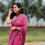 Lasya Manjunath Instagram - A woman with a voice is, by definition, a strong woman.🩷 I will stand up for my self , I will speak out for not to offend but to defend 🩷 Saree : @pari.designers_ #standforyourself #standup #speakup #speakout #strongwomen