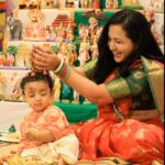 Lasya Manjunath Instagram - Dive into the vibrant world of creativity with the @olivemithai muggula poti contest. All you need to do is follow @olivemithai and post a pic with your creative muggu by tagging @olivemithai to win one lakh worth gold. Order olive mithai’s special sankranthi gift pack from website or Call the branch near you. Website : https://olivemithai.com/ #Olivemithai #gold #sankranthi #olivesweets #festival #Muggulapoti #HappySankranti #SankrantiFestival #Trending #Festival #Vibes #Hyderabad #SweetsinUSA #USAGiftPack #Bommalakoluvu Follow Olive Mithai Shop: Instagram: https://www.instagram.com/olivemithai/ Facebook: https://www.facebook.com/OliveMithaiShop Twitter: https://twitter.com/olivemithaishop Order on Website or Call the branch near you Hydernagar : 7331122771 KPHB, 3rd Phase : 7331122772 KPHB, Rythubazar Road : 7331122779 Nizampet : 7331122773 Vivekananda Nagar : 7331122712 Kondapur : 7331122715 Hafeezpet : 7331122713 Pragathi Nagar : 7331122720 KPHB, 9th Phase : 7331122777 Moti Nagar : 7331122725 Chandanagar, PJR Road : 7331122776 BHEL : 7331122778 Alkapuri : 7331122716 OU Colony, Manikonda : 7331122718 Vanasthalipuram : 7331122717 Sainikpuri : 7331122714 Miyapur, Metro Station : 7331122719 Hitech City, Metro Station : 7331122721 Miyapur-Bachupally Road : 7331122723 Corporate Orders & Customer Care : 9000773399 @influenceai.in