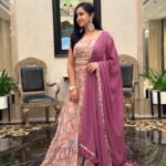 Lasya Manjunath Instagram - 💚 Outfit : @pari.designers_ Beautiful Earrings by : @fashioncurvee #feminamamaearth #beautifulindians #feminamamaearthbeautifullndians2024 @mamaearth.in