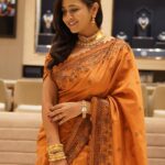 Lasya Manjunath Instagram - IT’S OK TO BE A LITTLE OBSESSED WITH JEWELLERY 💍 Gold jewellery: @devipavitraofficial Saree : @pari.designers_ Come, join for my Akshaya Tritiya shopping....Devi Pavitra Gold & Diamonds offers very exciting offers on this occasion - Flat 6% VA on Chains/Banges; Flat 12% on Stone Jewellery & on Diamond Jewellery Rs.51,999/- per carat, T&C Applies Watch Never Before Unique Designs in latest Gold and Diamond Jewellery with unbeatable offers… @devipavitraofficial First time of it's kind in Hyderabad - Bridal Studio for aspiring Brides Address For all occasions, One location : Devi Pavitra Gold & Diamonds 1st Floor,PNR Empire, Near Metro Pillar No : A 737 KUKATPALLY, Hyderabad. - 500072. Contact : 9406689999 managed by: @unomantrik unomantrik@gmail.com #devipavitraofficial #gold #diamonds #jewellery #jewellerycollection #latestjewellerydesigns #latestdesign #jewellerystore #goldjewellery #puregold #diamondjewellery
