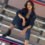 Laura Archbold Instagram - A la @f1 hace mucho le tenía ganas, llevo años siendo “fan de closet". Pero ningún plan vale la pena si la compañía no es especial. El ojo de @chevignon_ch no podría haber sido más acertado en escoger a este equipo. Me gusta coincidir con mujeres que le "meten la pata" a la crianza tradicional, que tienen la certeza que entre nosotras podemos ser amigas, que no es verdad que en equipo las mujeres "somos complicadas" mujeres que SON, en mayúscula musical. Ha sido bonito y especial. #megustanuchoesto #mexicomiamor #todasconchevignon