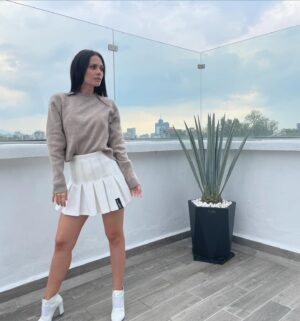 Laura Carmine Thumbnail - 11K Likes - Top Liked Instagram Posts and Photos