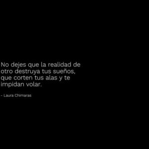 Laura Chimaras Instagram - Cuando quieras compartir algún sueño, o meta, ten cuidado a quien se lo cuentas, por lo general algunas personas les encanta decir que no lo vas a lograr.

🖤