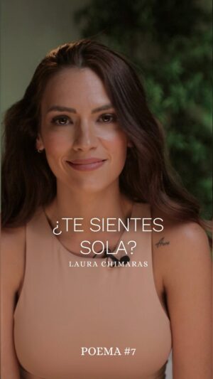 Laura Chimaras Instagram - ¿Te sientes sola? 🫶 

Escucha este poema corto 💛

Poema #7 

¡Feliz domingo!

#poemacorto #poemas #chimaraslaura #poeta #poesía