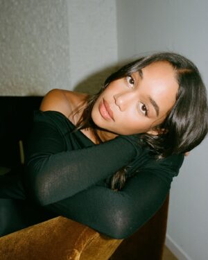 Laura Harrier Instagram - my current go to- @hourglasscosmetics shape and sculpt lip liner in candid and phantom volumizing glossy balm in wish #hourglasspartner