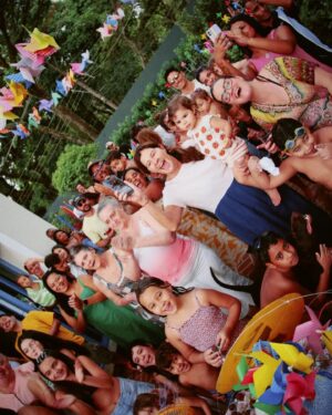 Laura Neiva Instagram - José, O menino que amava ventiladores. 
Laura, a mulher que é apaixonada pelo seu bebê. 
A ventania do José foi um sucesso!!! Que Deus te abençoe sempre, meu filho. Sorte a minha te ter como filho e poder passar todos momentos deliciosos que você nos proporciona. #vivajose #jose2anos

📸 @moalmeida___