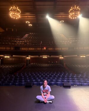 Laura Ramoso Instagram - It’s over 😭🥲 2 months, 20 cities, 13 countries, and 26 SOLD OUT shows. Close to 15,000 of you (!!) saw Sit Up Straight on my first ever international tour and I’m having a hard time even typing that out. This is the coolest thing that’s ever happened to me and I will never forget this experience for as long as I live. For everyone who came and clapped and laughed and showed UP, I thank you and love you from the bottom of my soft, tender heart. All I wanna do is entertain and you’re the reason I am able to live this dream. We legitimately had the time.of.our.lives gallivanting around Australia, New Zealand, Europe, and the UK this spring. The TIME !!! of our LIVES!!!!! I’m due for some rest, but I’m already looking forward to seeing you on the next one. I won’t be long, promise! 🌸💕 

Too many to pick from so photos are from first show in Melbourne and last show in Berlin and some people I love very much in between.