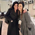 Laura Torrisi Instagram - Quando il talento tocca le corde dell’Anima, accade la magia! ✨🎶✨ É stato molto più di un concerto. Un viaggio mistico meraviglioso! ✨💓 Grazie ragazzi, porterò questa serata per sempre nel mio cuore ❤️. #toreremoancora @amaramusicofficial @cristicchi