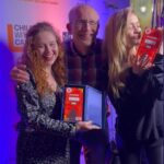 Laura Whitmore Instagram - Gorgeous night last night raising funds for @childrenwithcanceruk at the Ultimate Christmas Quiz! We won the quiz and had a sing song ( I couldn’t help but get involved for Fairytale of New York) beautiful night with beautiful souls 🧡 Though highlight definitely @robbrydon singing wannabe to the Goldfinger tune! Thanks to everyone who supported a great charity x