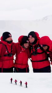 Laura Whitmore Instagram - OUR ICE GIRLS DID IT 💪🎉 What kept them going? That it was all to raise money to tackle poverty and injustice around the world. If you would like to support by donating, please visit our profile.