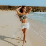 Lauren Gottlieb Instagram – Last 📸 dump from Aruba! 🏝️💖

How will we top this holiday @newinflux, my fiancé 🥰😘 I Love You!!!

Aruba really is such a beautiful place! If you’re planning to go let me know and I’ll fill you in on all the best spots! 

Thank you @carlosdelgadx for these photos 🫶🏼

#aruba #holiday #beach #vacation  #engaged #happylife