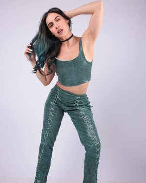 Lauren Gottlieb Instagram - Pour some SuGaR on me!! 😜 #happyhumpday🐫 

Outfit @deme_love_ 
Heels @accessoriesbypapadontpreach 

Styling @ipshita_bhatnagar
Makeup @makeupbyrishabk 
Hair by Babita 
Photography @fashionbyprateek @vinaylolam 
Agency @tapnrise @imtapansingh @shruti_modi 

#ootd #india #shoot #photoshoot #humpday #justsayin #💋