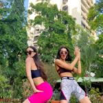 Lauren Gottlieb Instagram – ❤️‍🔥 AYEEE MACARENA ❤️‍🔥 

👯‍♀️ @scarlettwilsonofficial @laurengottlieb 
🎥 @mainiamita 😘

#reels #reelsinstagram #reelitfeelit #explore #trending #viral #sounds #dance #macarena #tyga #laurengottlieb #scarlettwilson #sisters