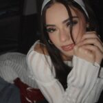 Lauren Kettering Instagram - mind if i sit here?