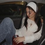 Lauren Kettering Instagram - mind if i sit here?