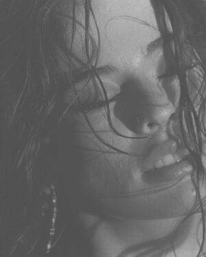 Lauren Kettering Instagram - malibu nights 
@frazer_