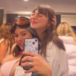 Lauren Lindsey Donzis Instagram - paloma marisol winter!!💋💋today is all about you💝cheers to being a 20 year old teenage girl! i love you infinitely🥂