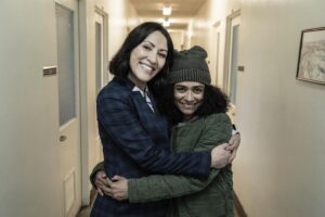 Lauren Ridloff Instagram - #Repost @angelakkang
・・・
Hold onto your hats (cutely), #TWDFamily - we’ve got a new episode tonight! 🎬🧟‍♂️ WHAT’S BEEN LOST — written by Erik Mountain and directed by TWDU superstar @aishatyler (who also directed for @twdworldbeyond & @feartwd & played Mickey on FEAR!) Only 4 weeks ‘til the series finale - how’s everyone doing?? 🖤 #TWD #TheWalkingDead #TWDbts
