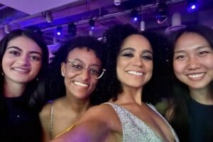 Lauren Ridloff Instagram - It was such an honor to be invited among my fellow creatives as a presenter at the 2023 Breakthrough Prize Ceremony to recognize and celebrate a group of brilliant established and emerging scientists. The fact that we were able to gather together for this celebration was in large part due to the work of Katalin Karikó and Drew Weissman! #breakthroughprize